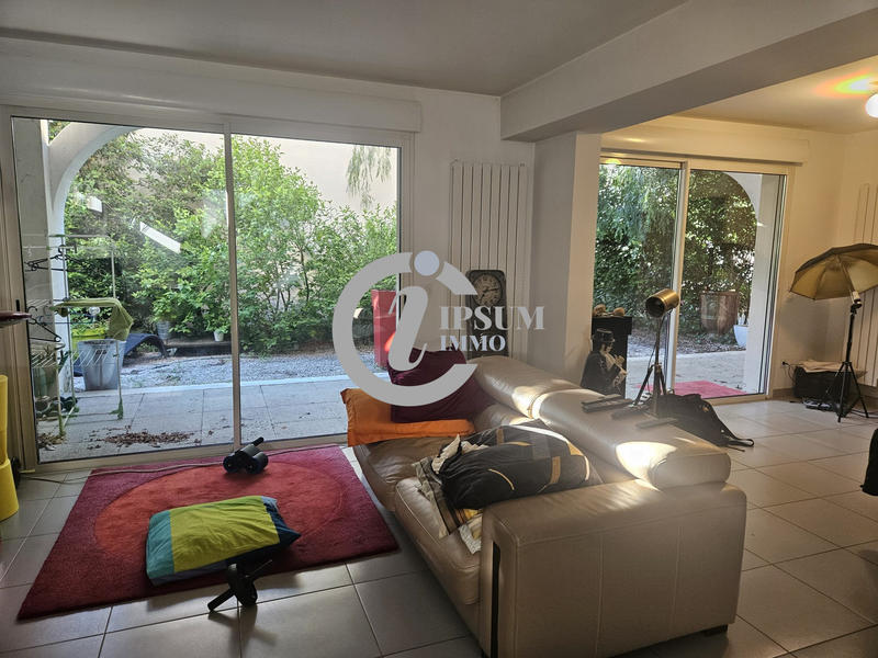 Appartement - 96 m² - 4 pièces