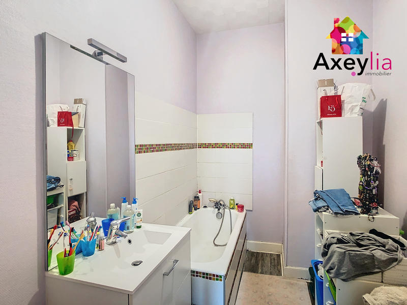 Fonds de commerce - Magasins - 234 m²