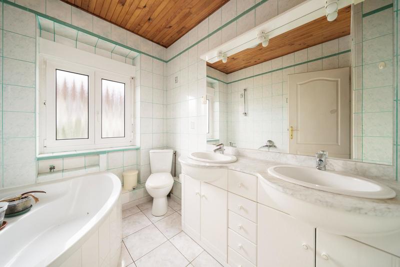 Maison de village - 127 m² - 6 pièces