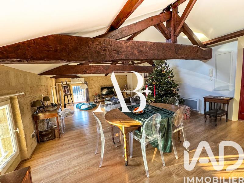 Appartement - 84 m² - 2 pièces