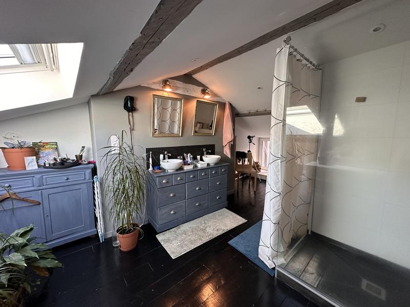 Maison traditionnelle - 102 m² - 4 pièces