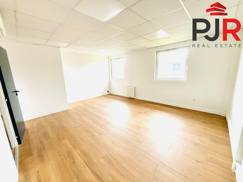 Bureau - 500 m²