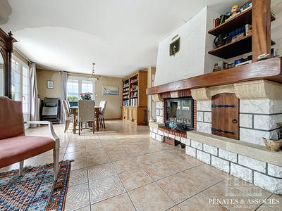 Maison - 150 m² - 6 pièces