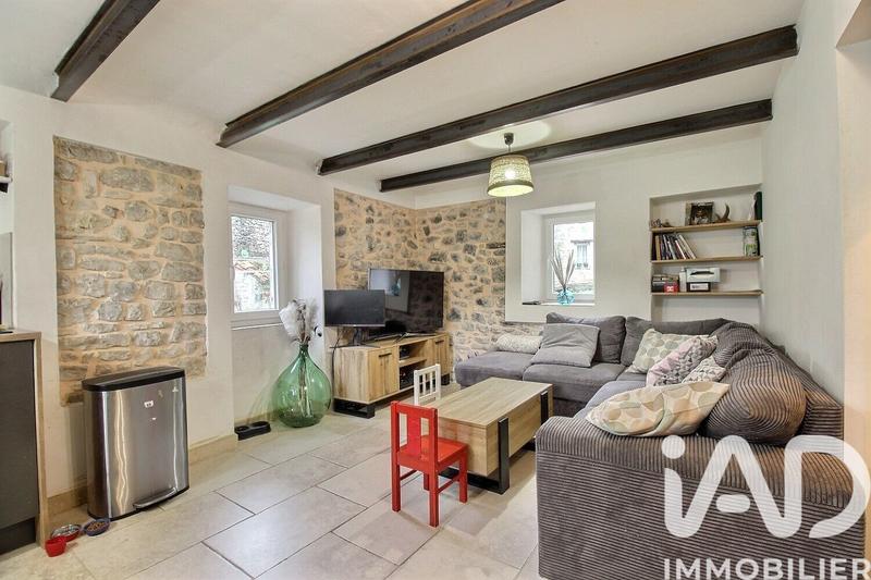 Maison de village - 80 m² - 4 pièces