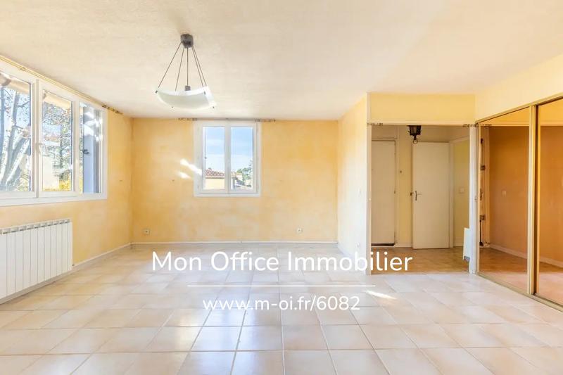 Appartement - 90 m² - 4 pièces