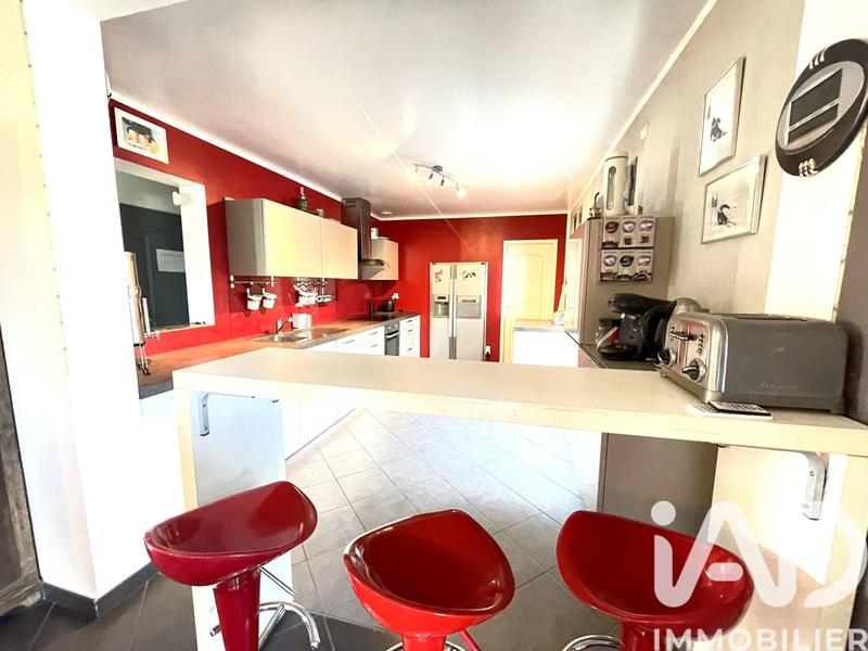 Maison - 143 m² - 7 pièces