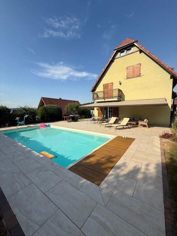 Maison - 180 m² - 8 pièces