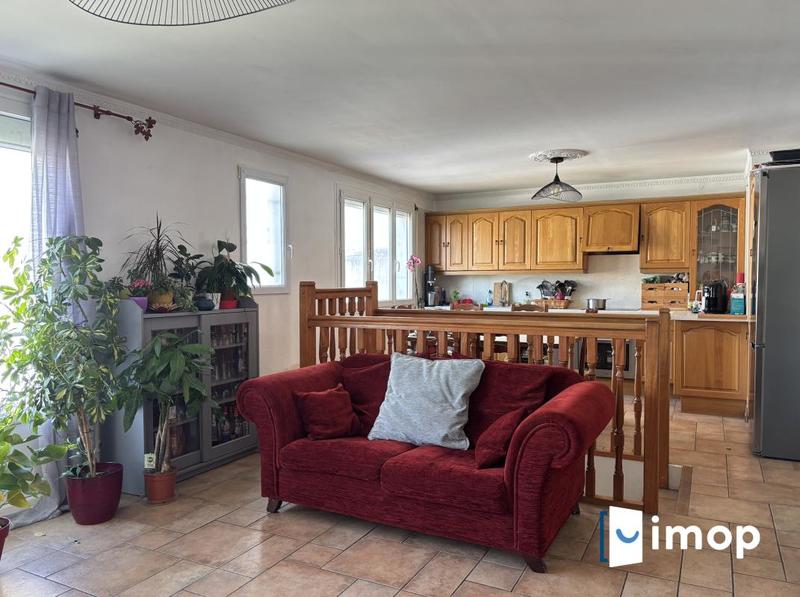 Maison - 140 m² - 6 pièces