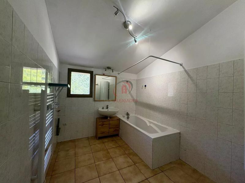 Appartement - 91 m² - 4 pièces