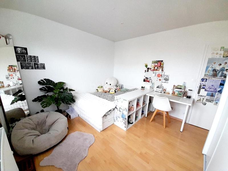 Maison traditionnelle - 183 m² - 7 pièces