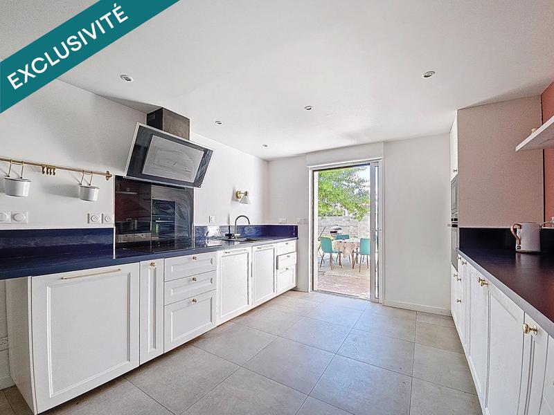 Maison - 178 m² - 8 pièces