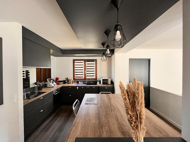 Maison - 179 m² - 5 pièces