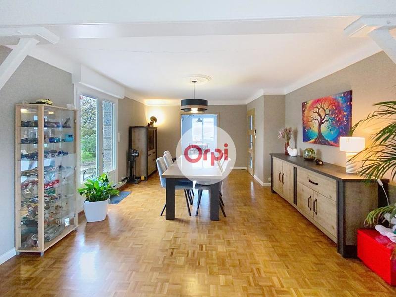 Maison - 165 m² - 5 pièces