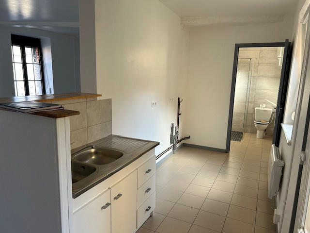 Maison - 77 m² - 6 pièces