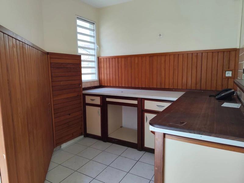 Magasins - 50 m² - 3 pièces