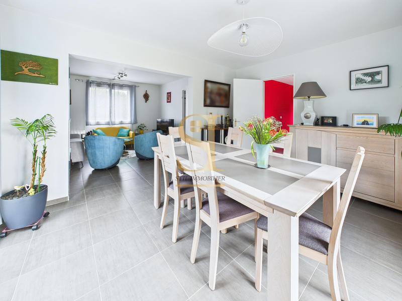 Maison - 112 m² - 6 pièces