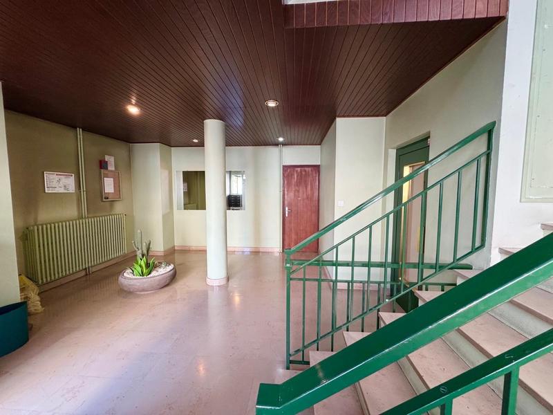 Appartement - 98 m² - 4 pièces