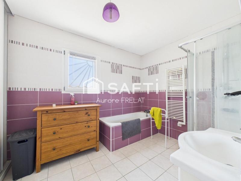 Maison - 174 m² - 5 pièces