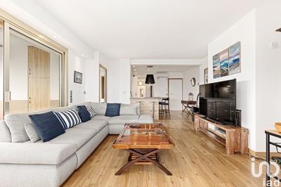 Appartement - 90 m² - 4 pièces