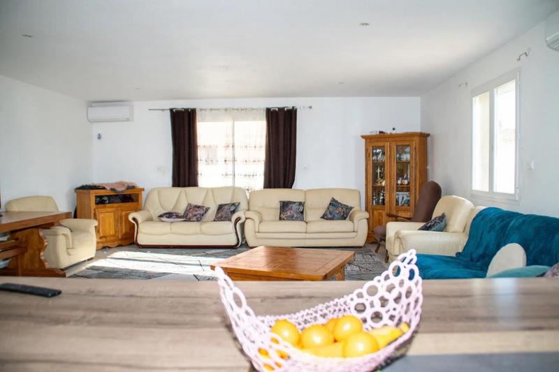 Maison - 190 m² - 8 pièces