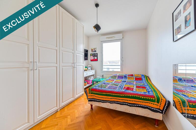 Appartement - 100 m² - 5 pièces