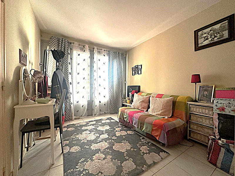 Appartement - 91 m² - 3 pièces