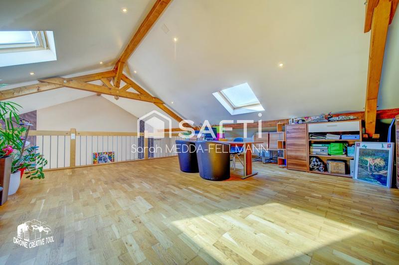 Maison - 165 m² - 5 pièces