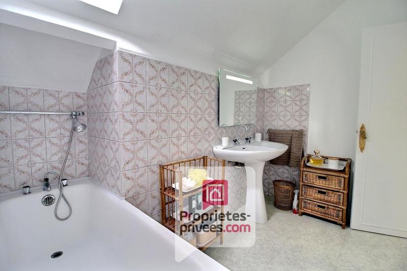 Maison - 150 m² - 6 pièces