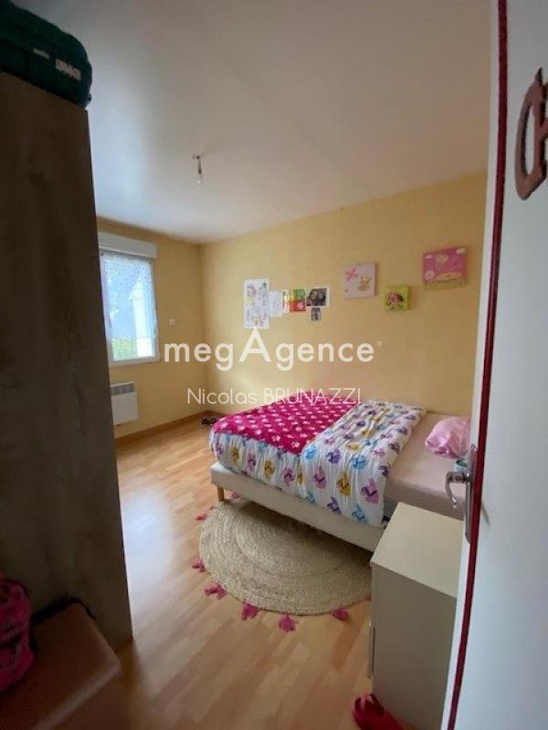 Pavillon - 90 m² - 5 pièces