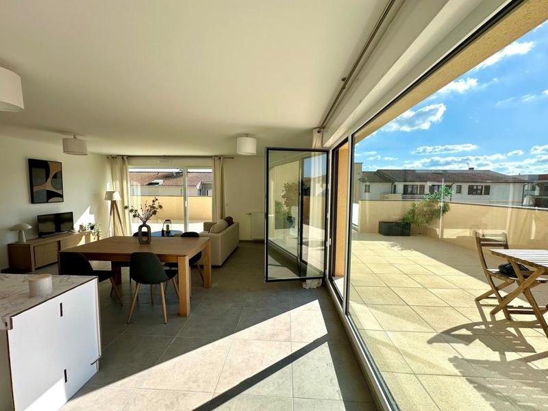 Appartement - 89 m² - 4 pièces