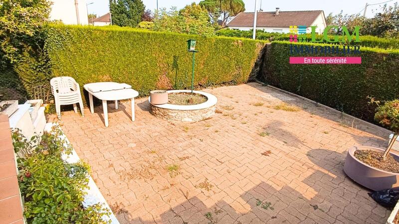 Pavillon - 120 m² - 5 pièces