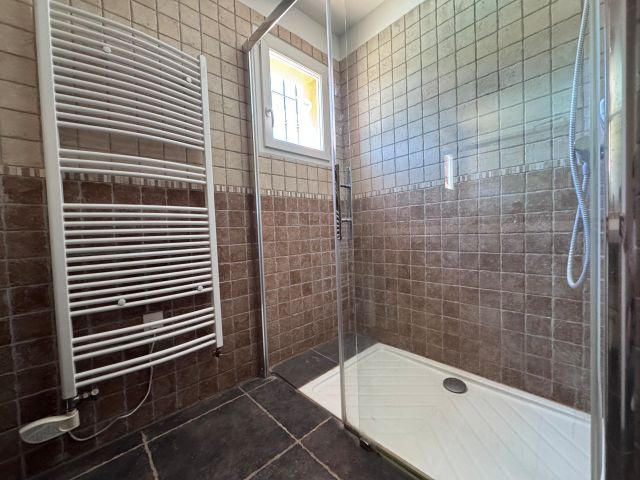 Maison - 160 m² - 5 pièces