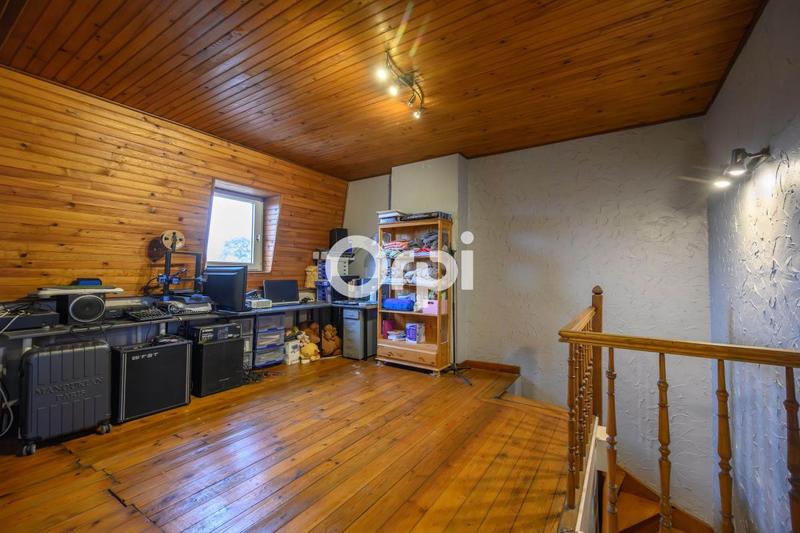 Maison - 195 m² - 7 pièces