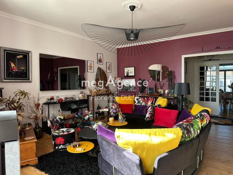 Maison - 189 m² - 7 pièces