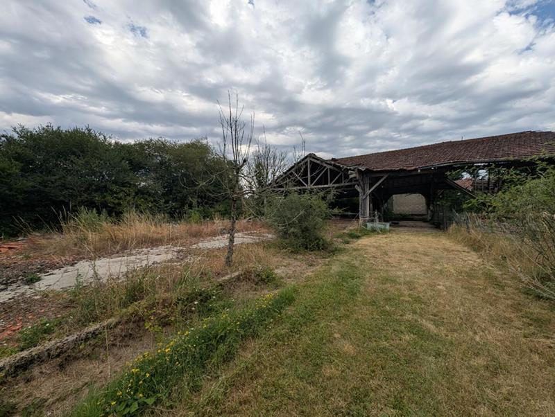 Immeuble - 210 m² - 1 pièce