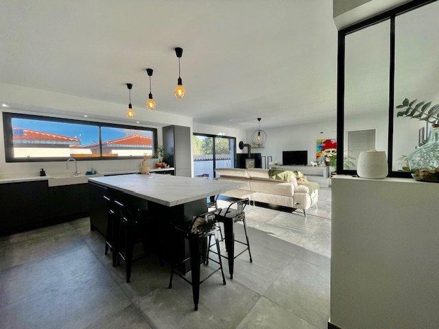 Villa - 110 m² - 4 pièces