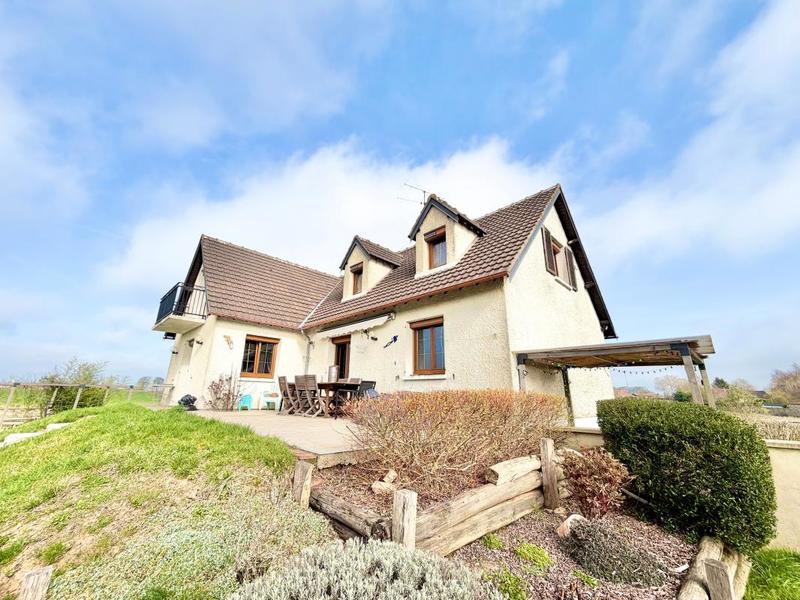 Maison - 163 m² - 7 pièces