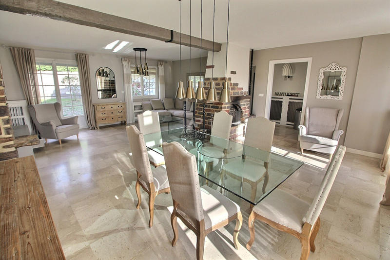 Maison - 156 m² - 7 pièces