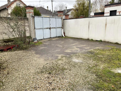 Loft - 237 m² - 2 pièces