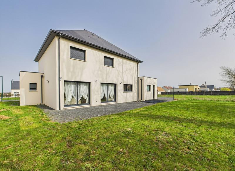 Maison - 179 m² - 7 pièces