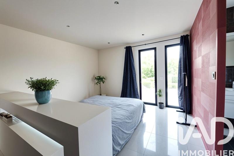 Appartement - 111 m² - 3 pièces