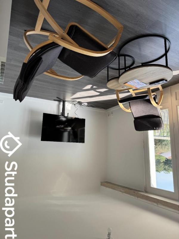 Chambre - 28 m² - 1 pièce