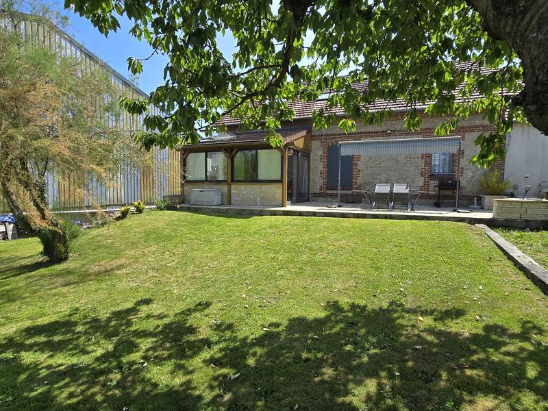 Maison - 127 m² - 7 pièces