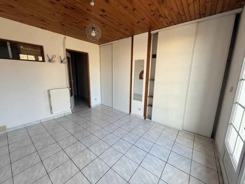 Appartement - 82 m² - 3 pièces