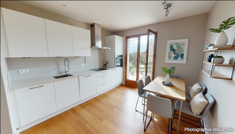 Maison - 140 m² - 5 pièces