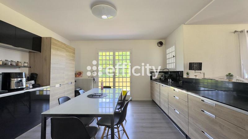 Maison de campagne - 224 m² - 9 pièces
