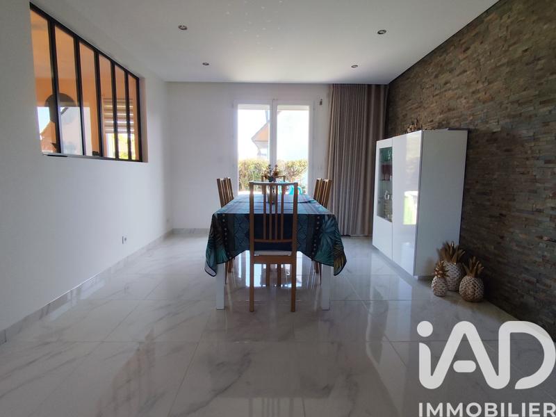 Maison - 94 m² - 4 pièces