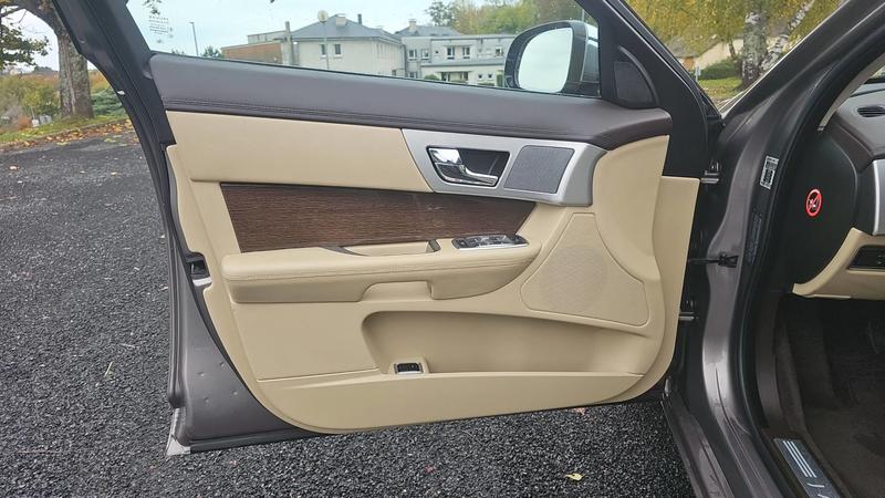 Jaguar Xf 3.0d 240 Bva 8 Luxe - Automatique