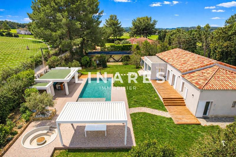 Villa - 180 m² - 7 pièces