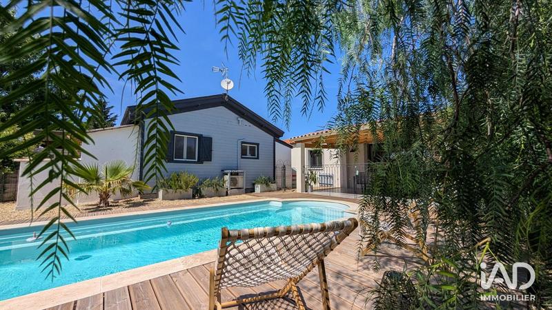 Maison - 200 m² - 7 pièces